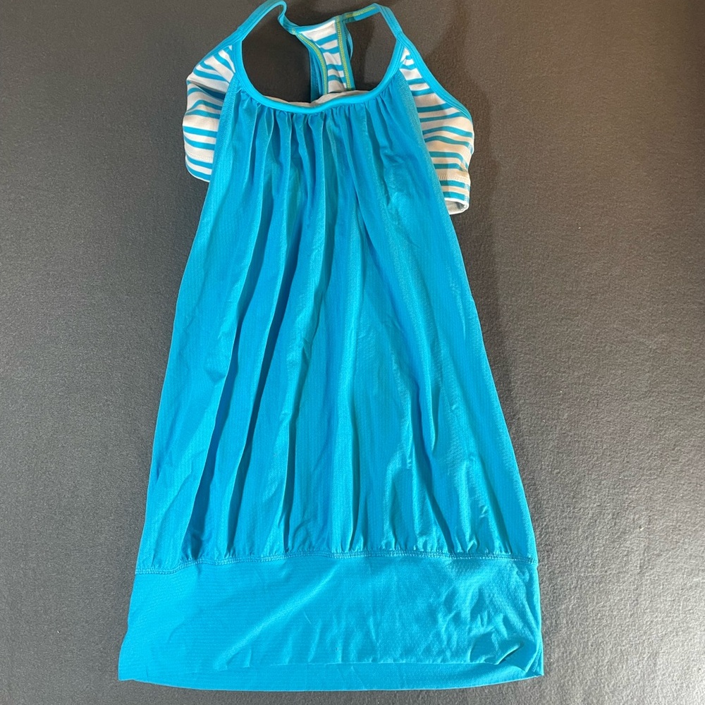 Lululemon No Monotonous Tank Top Blue Striped Built-in Bra Flowy Racerback
